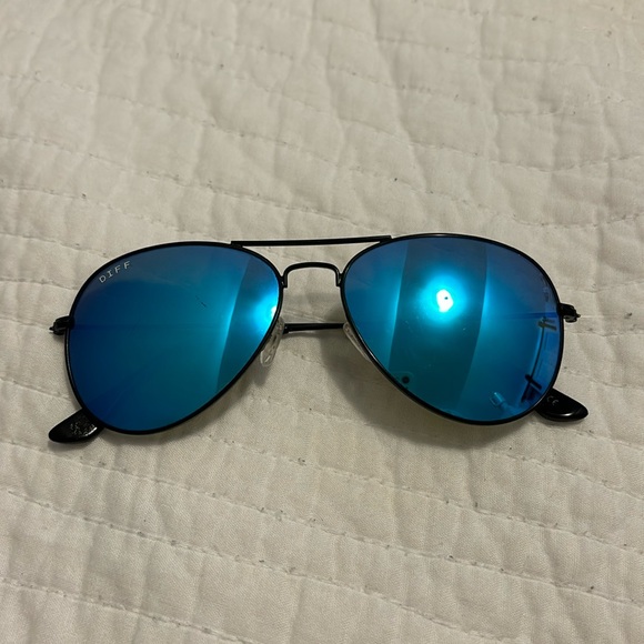 Diff Blue Reflective Aviators - Picture 1 of 3